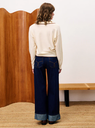 Truffle V-neck Sweater