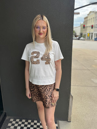 24 Leo Graphic Tee