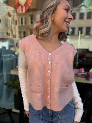 Frosé Sweater Vest