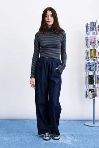Loveless Top