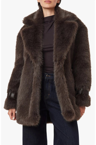 Marilyn Fur Coat
