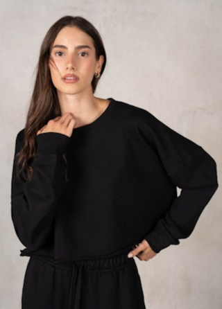 Black-Out Cropped Crew