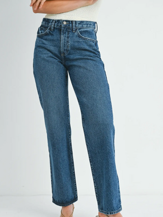 Arizona Relaxed Straight