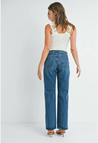 Arizona Relaxed Straight