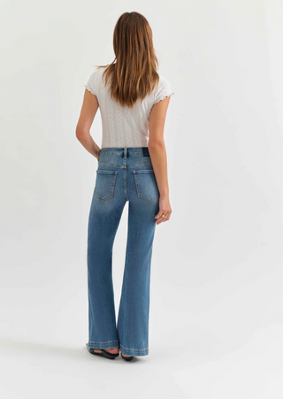 Heartbreaker Mid Rise Flare