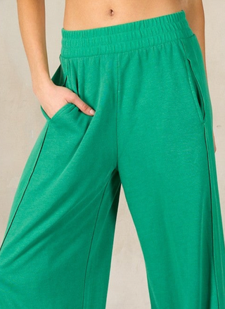 Wide Leg Essential Pants